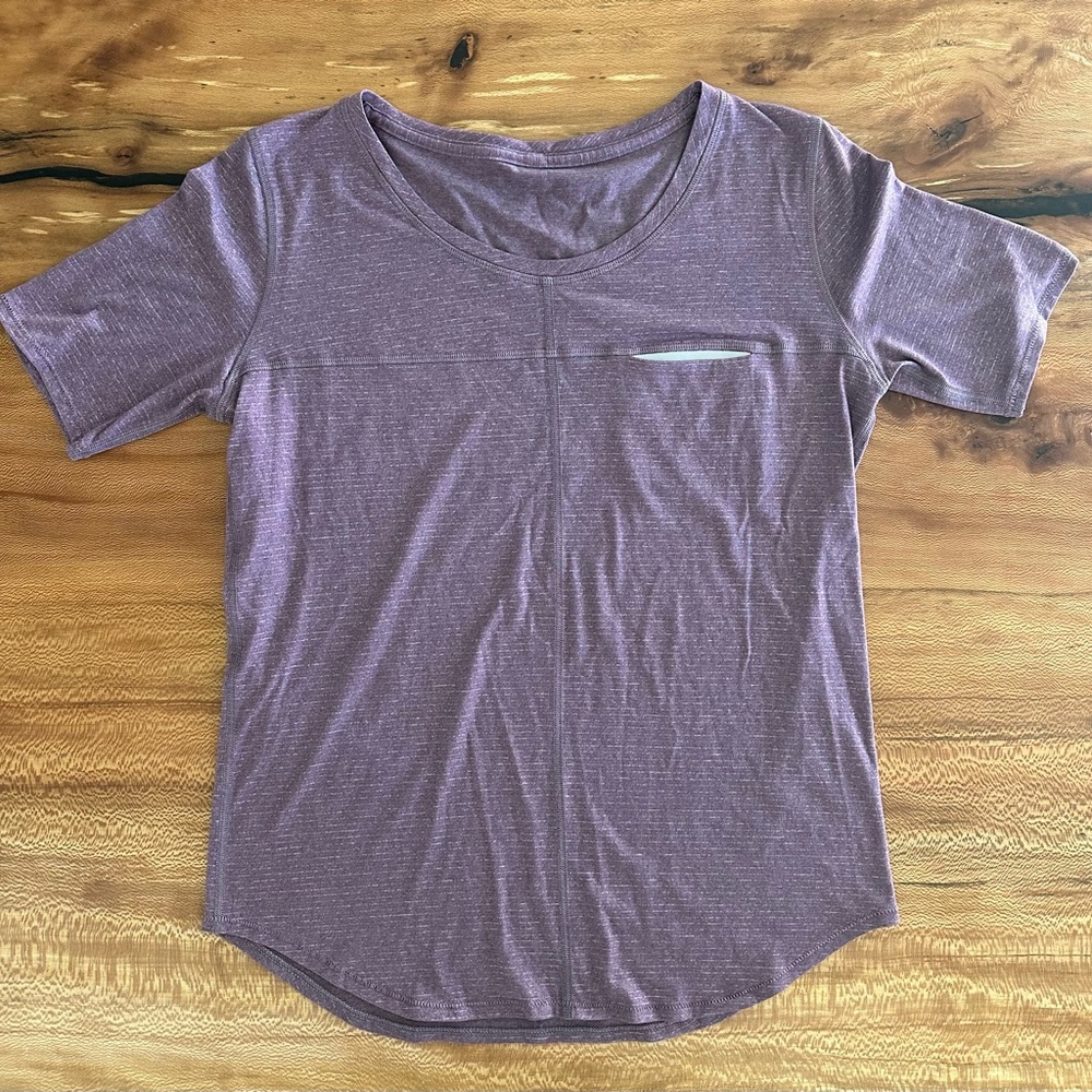 LULULEMON Short Sleeve Top